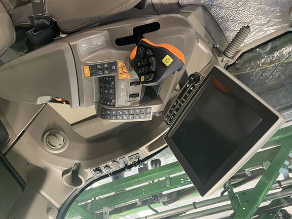 2024 John Deere 616R Sprayer/High Clearance