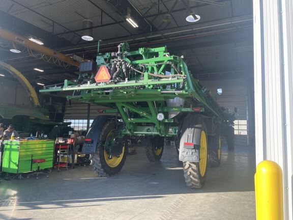 2024 John Deere 616R Sprayer/High Clearance