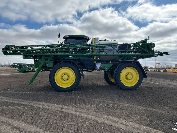 2024 John Deere 616R Sprayer/High Clearance