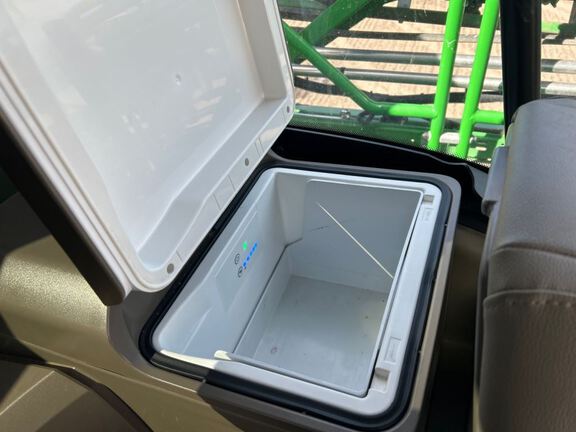 2024 John Deere 616R Sprayer/High Clearance