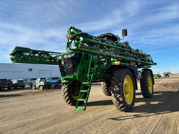 2024 John Deere 616R Sprayer/High Clearance