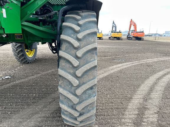 2024 John Deere 616R Sprayer/High Clearance