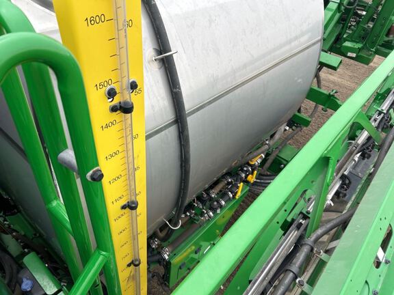 2024 John Deere 616R Sprayer/High Clearance