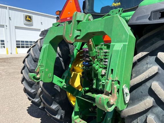 2012 John Deere 8360R Tractor