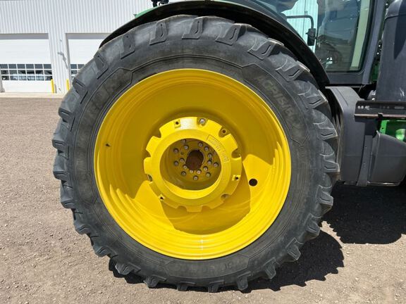 2012 John Deere 8360R Tractor
