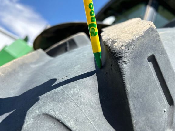 2012 John Deere 8360R Tractor
