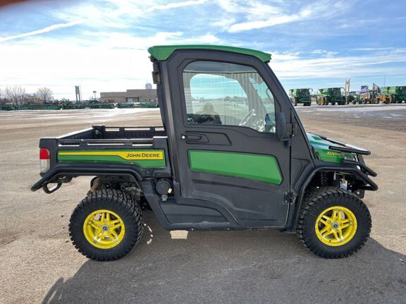 2024 John Deere XUV835R ATV