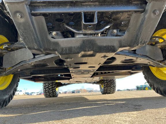 2024 John Deere XUV835R ATV