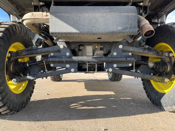 2024 John Deere XUV835R ATV