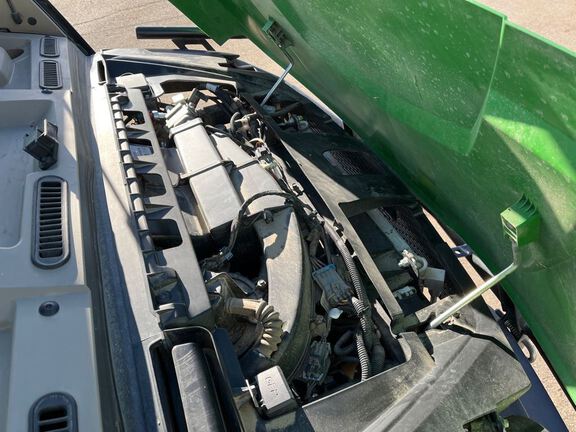 2024 John Deere XUV835R ATV