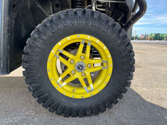 2024 John Deere XUV835R ATV