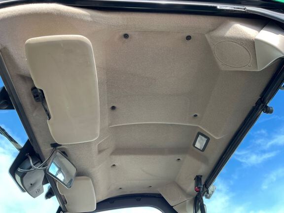 2024 John Deere XUV835R ATV