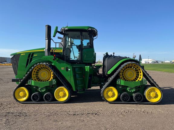2024 John Deere 9RX 640 Tractor Rubber Track