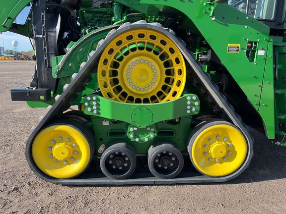 2024 John Deere 9RX 640 Tractor Rubber Track