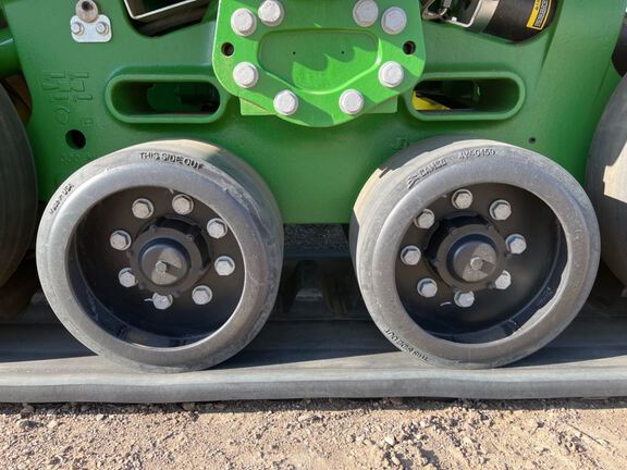 2024 John Deere 9RX 640 Tractor Rubber Track