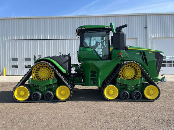2024 John Deere 9RX 640 Tractor Rubber Track