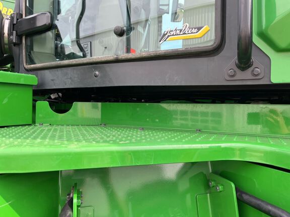 2024 John Deere 9R 640 Tractor 4WD