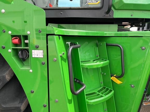 2024 John Deere 9R 640 Tractor 4WD
