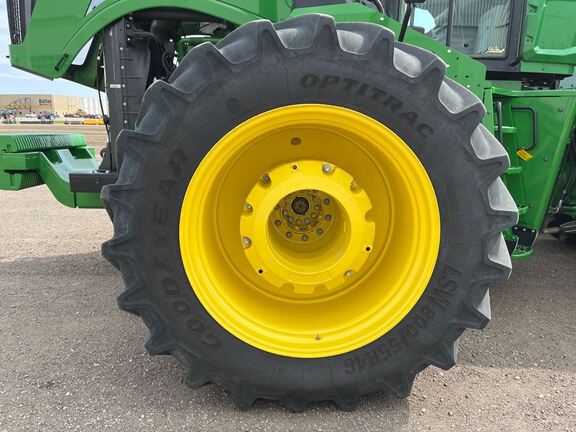 2024 John Deere 9R 640 Tractor 4WD