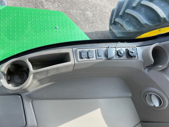 2024 John Deere 9R 640 Tractor 4WD