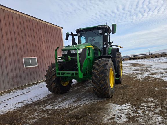 2025 John Deere 7R 210 Tractor
