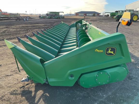 2024 John Deere C18R Header Corn Head