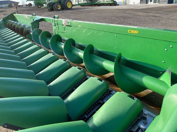 2024 John Deere C18R Header Corn Head