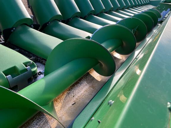 2024 John Deere C18R Header Corn Head