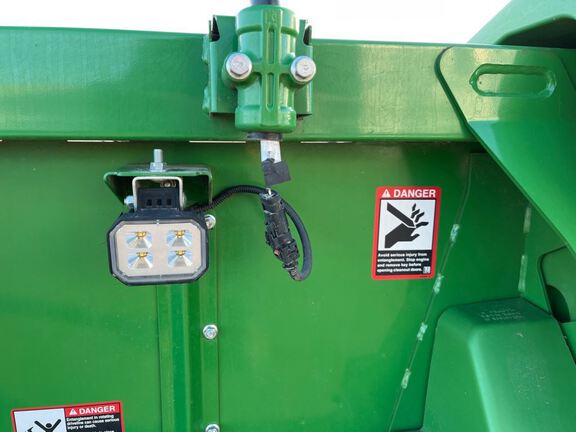 2024 John Deere C18R Header Corn Head