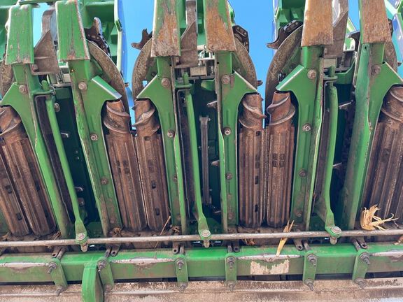 2024 John Deere C18R Header Corn Head