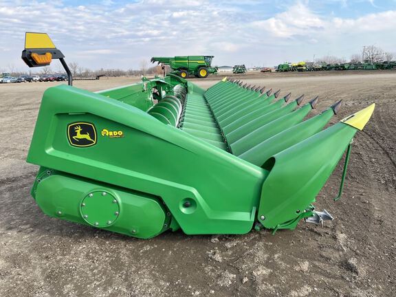 2024 John Deere C18R Header Corn Head