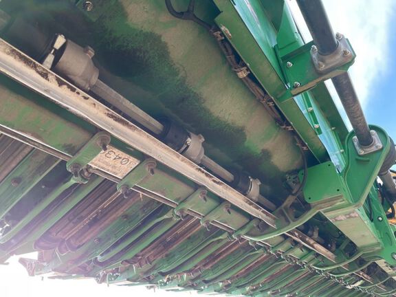 2024 John Deere C18R Header Corn Head