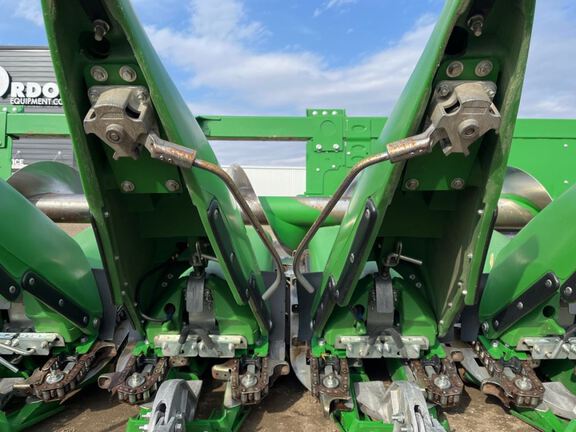 2024 John Deere C18R Header Corn Head