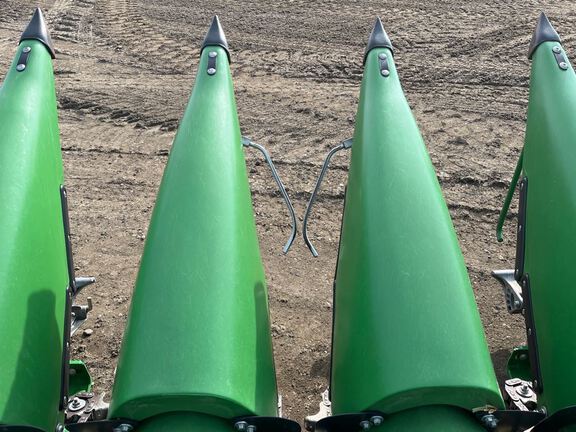 2024 John Deere C18R Header Corn Head