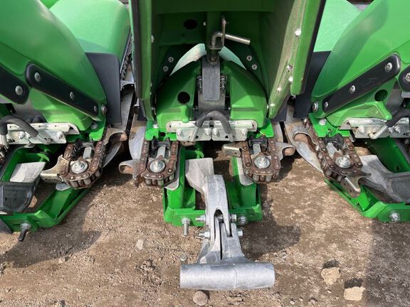 2024 John Deere C18R Header Corn Head