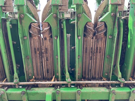2024 John Deere C18R Header Corn Head