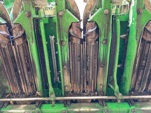 2024 John Deere C18R Header Corn Head