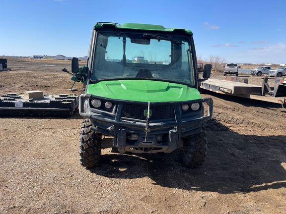 2022 John Deere XUV835R ATV