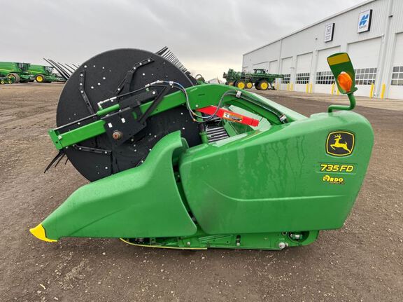 2019 John Deere 735FD Header Combine