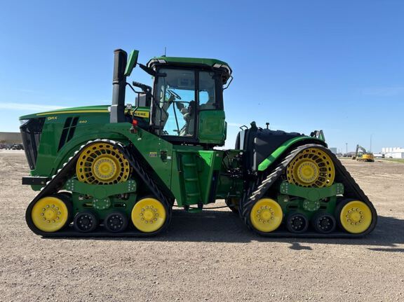 2024 John Deere 9RX 640 Tractor Rubber Track