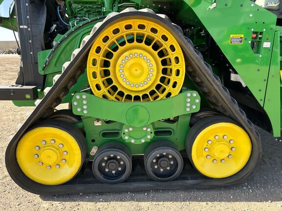 2024 John Deere 9RX 640 Tractor Rubber Track