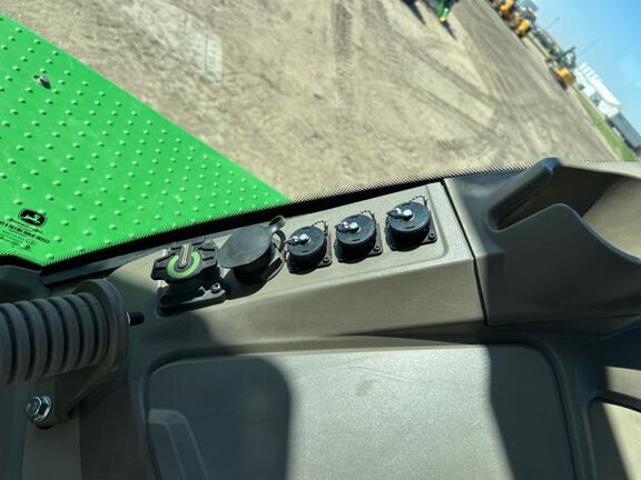 2024 John Deere 9RX 640 Tractor Rubber Track