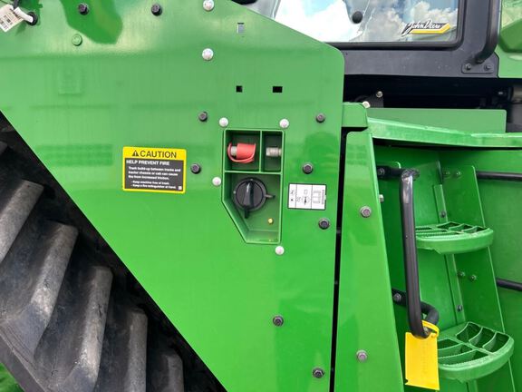 2024 John Deere 9RX 640 Tractor Rubber Track