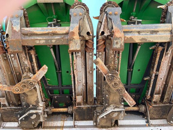 2023 Drago GT 12-30 Header Corn Head