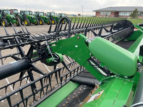 2024 John Deere RD45F Header Combine