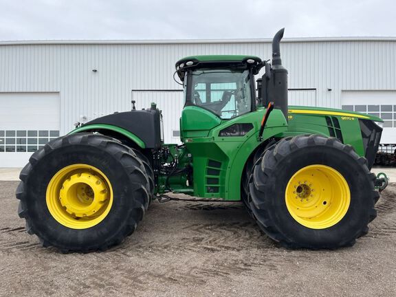 2017 John Deere 9570R Tractor 4WD