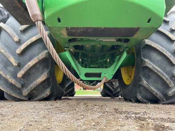 2017 John Deere 9570R Tractor 4WD