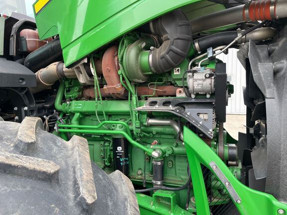 2017 John Deere 9570R Tractor 4WD