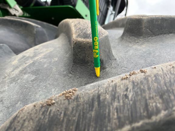 2017 John Deere 9570R Tractor 4WD