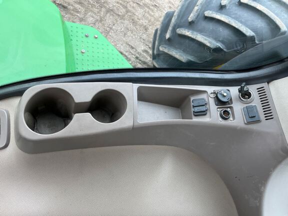2017 John Deere 9570R Tractor 4WD